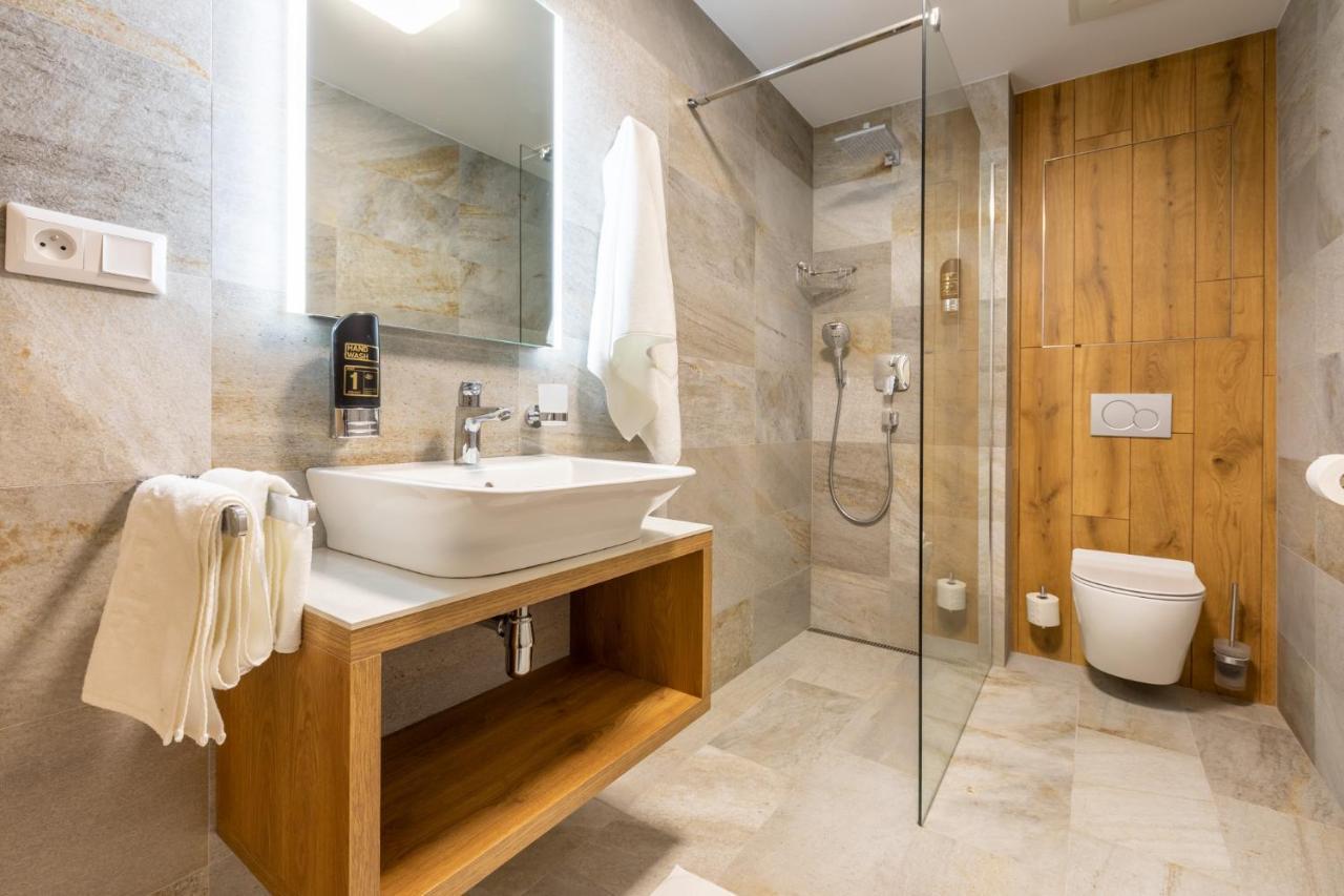 Aplend Lake Resort Štrbské Pleso Dış mekan fotoğraf