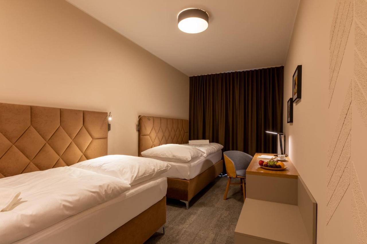 Aplend Lake Resort Štrbské Pleso Dış mekan fotoğraf